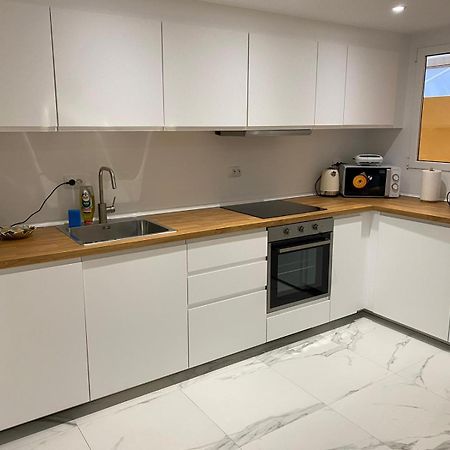 קויירה Sea Breeze Apartment מראה חיצוני תמונה